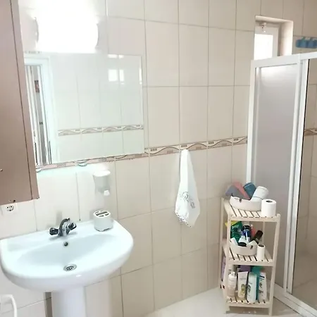 3 Katli 6 4 Banyo Villa