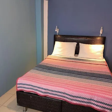 3 Katli 6 4 Banyo Villa *